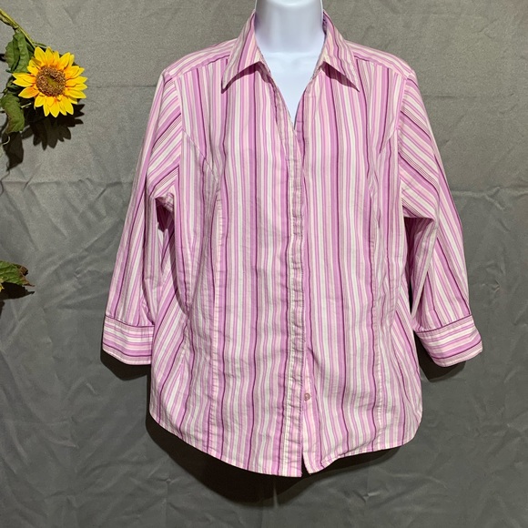 Basic Editions Tops - Ladies button down top